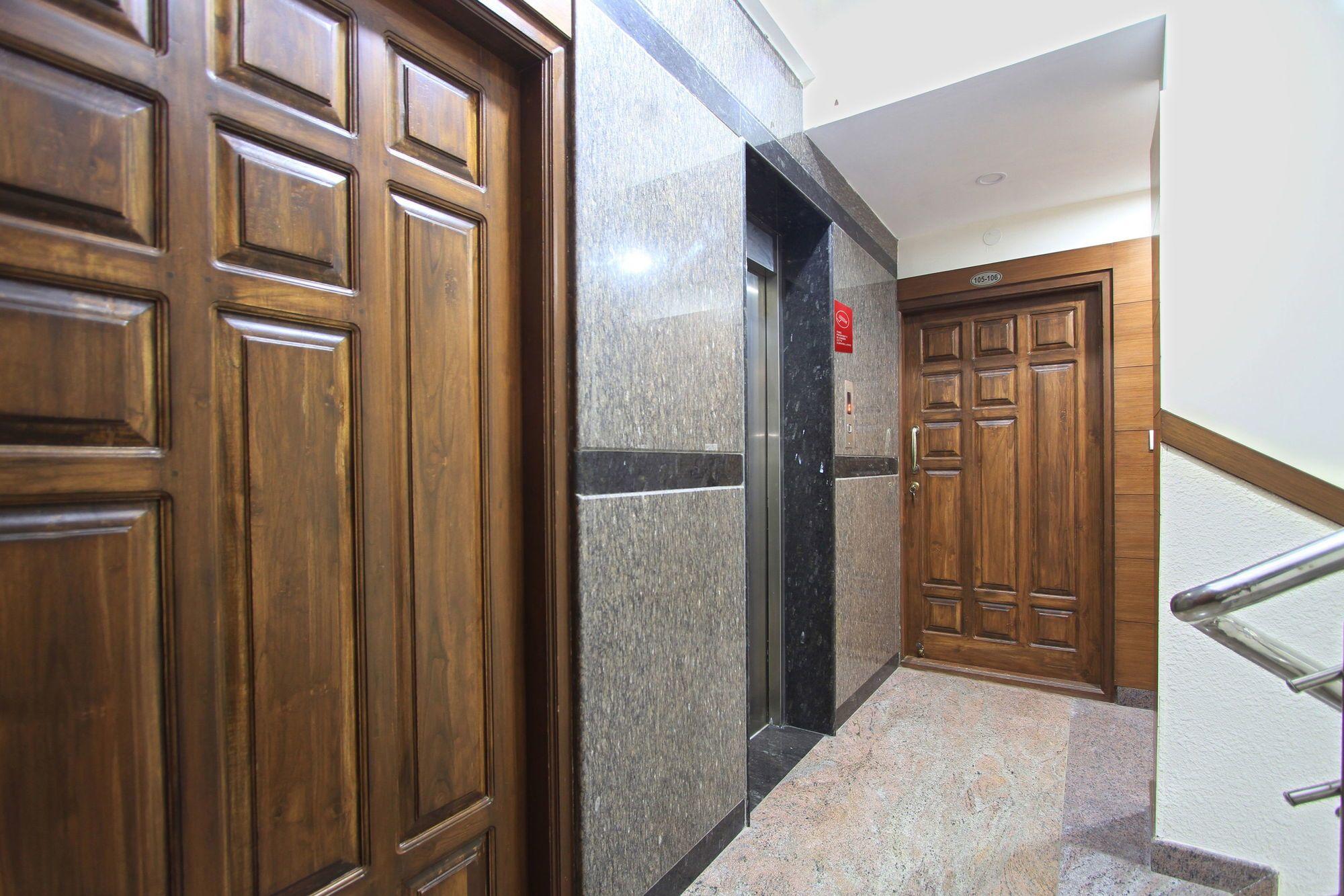 Oyo 4797 Lulu Hospitality Hotel Yelahanka Exterior photo